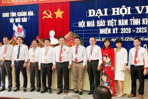 Đại hội VIII Hội Nhà báo Việt Nam tỉnh Khánh Hòa
