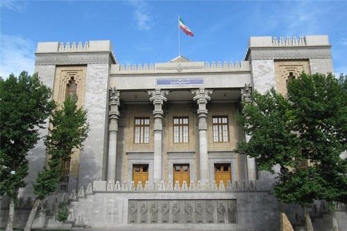 Iran triệu tập Đại sứ Afghanistan, lo ngại quan hệ láng giềng 'sứt mẻ'