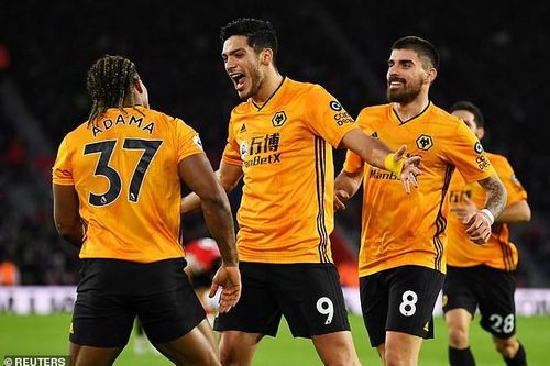 Liverpool chi 110 triệu bảng chiêu mộ bộ đôi của Wolves