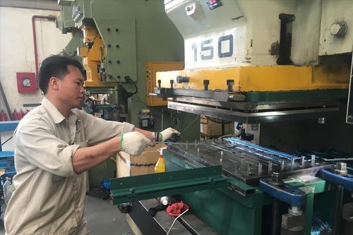 Doanh nghiệp lao đao vì COVD-19, thu ngân sách ngành Thuế vẫn tăng