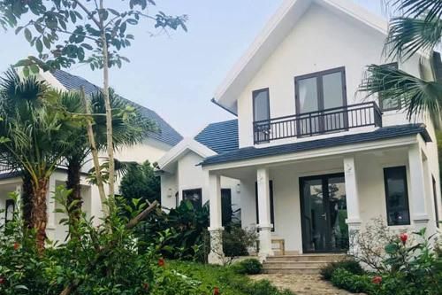 Lên Sóc Sơn, Ba Vì: Bỏ ra dăm tỷ chơi sang lại thu tiền đều tay