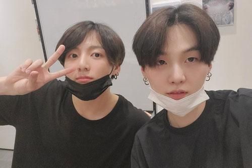 Jung Kook xin lỗi vụ đi bar Itaewon