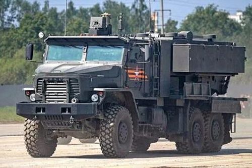 Pháo phản lực nhiệt áp TOS-2 của Nga chính thức ra mắt