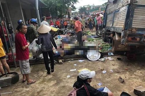 Xe tải lao vào chợ ở Đắk Nông, 3 người tử vong và nhiều người khác bị thương