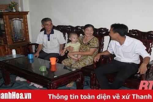 Thực hiện phong trào 'Toàn dân đoàn kết xây dựng đời sống văn hóa': Nhìn từ việc nêu gương điển hình