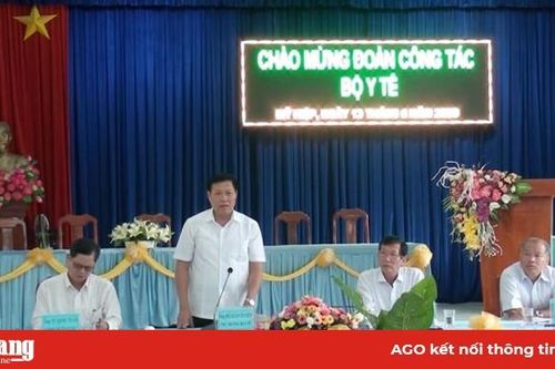 Thứ trưởng Bộ Y tế Đỗ Xuân Tuyên làm việc tại huyện Chợ Mới
