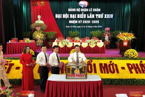 Hải Phòng: Đại hội Đảng bộ quận Lê Chân thành công rực rỡ