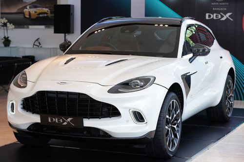 SUV Aston Martin DBX V8 chính thức ra mắt tại Thái Lan