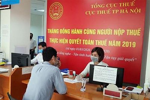 Phấn đấu hoàn thành mục tiêu thu ngân sách nhà nước