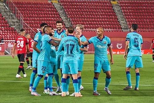 Messi chói sáng, Barca thắng trận '4 sao'