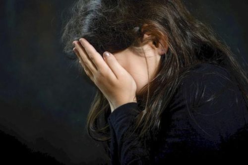 Nghệ An: Cụ ông đầu thú, khai nhận xâm hại 2 bé gái hàng xóm