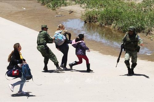 17 người di cư chết đuối khi vượt Sông Rio Bravo trên tuyến biên giới Mexico - Mỹ