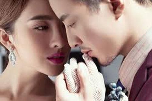 Đàn ông ngoại tình: Vui vẻ vài giờ, cả đời trả giá bằng 4 thứ 'đắt đỏ' này, càng đọc càng hối hận