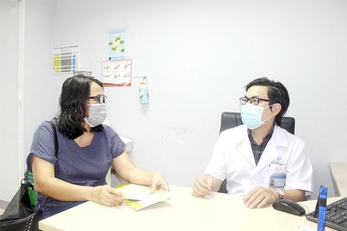 Gia tăng bệnh mùa nắng nóng