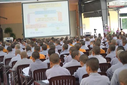 TP.HCM : Tập huấn biến đổi khí hậu đến Tăng Ni sinh