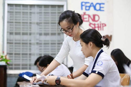 Thí sinh bắt đầu đăng ký dự thi tốt nghiệp THPT