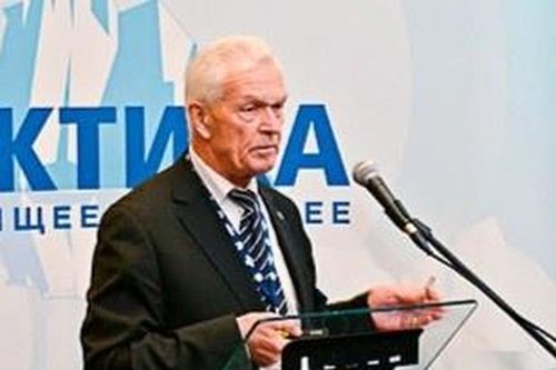 Nhà khoa học Nga bị buộc tội phản quốc vì chuyển bí mật cho TQ
