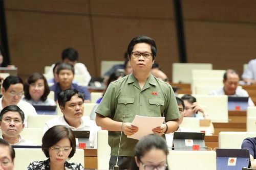 Đại biểu Quốc hội: Cơ cấu lại nợ về thời hạn, lãi suất cho doanh nghiệp mới chỉ giúp 'cầm máu'