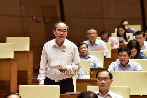 Bí thư Thành ủy TP.HCM: Việt Nam nên công bố hết dịch Covid-19