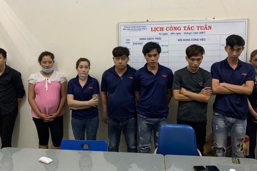 Công an huyện Nhơn Trạch bắt quả tang 2 ổ bạc với gần 20 'con bạc'