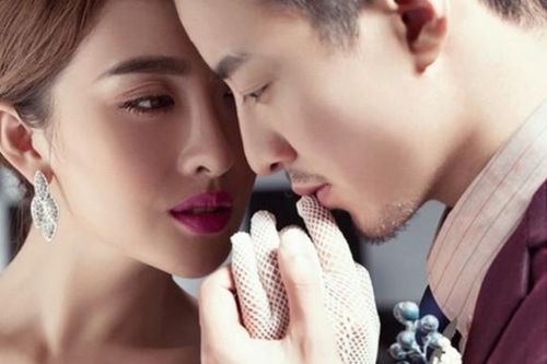 Sự thật khủng khiếp về 'chồng yêu' phơi bày đúng ngày sinh nhật con gái