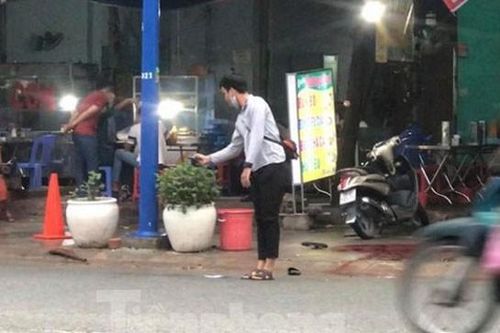 Công nhân ở Bình Dương bị truy sát, chém gục tại chỗ