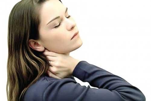 Bài thuốc chữa đau vai gáy 'chuẩn không cần chỉnh'