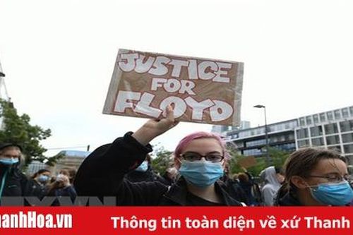 Hàng nghìn người Đức, Nhật tuần hành phản đối phân biệt chủng tộc