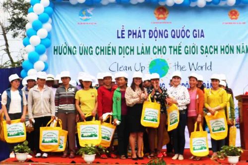 Chống rác thải nhựa: Bắt đầu từ ý thức người dân
