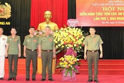 Phong trào thi đua phải hướng về cơ sở, bám sát nhiệm vụ chính trị trọng tâm
