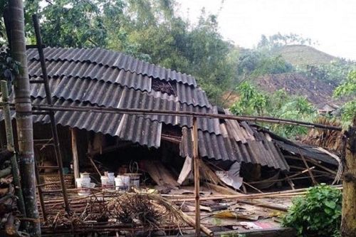 Sập tường nhà làm tử vong bé 3 tuổi