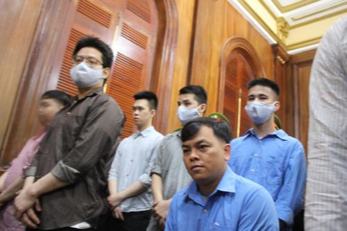 TP Hồ Chí Minh: Xét xử 'đại gia' thích khoe… vàng dỏm