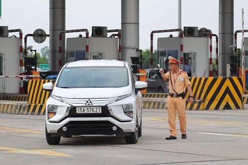 Hà Nội: Hơn 65.000 phương tiện vi phạm trong 1 tháng tổng kiểm soát