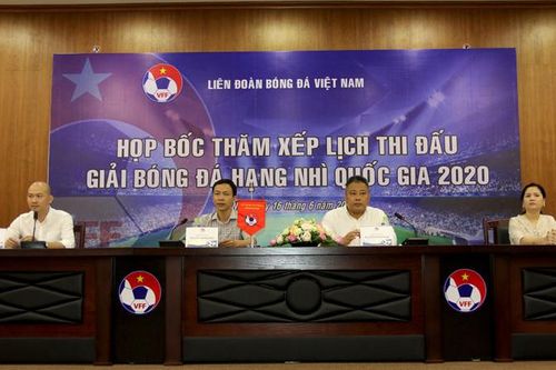 Giải hạng Nhì QG 2020 tăng suất thăng hạng