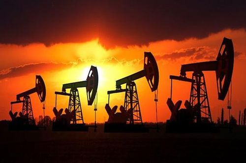 Giá xăng dầu hôm nay 16/6: Lạc quan về cam kết cắt giảm sản lượng của OPEC+, dầu tăng mạnh trở lại