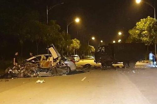 Lào Cai: Đã xác định danh tính tài xế hai xe biển xanh tông nhau