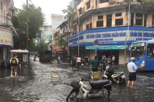 TP Hồ Chí Minh: 5 năm giảm ngập nước 70% tuyến đường chính