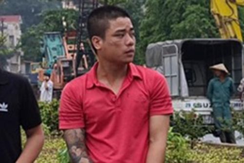 Mâu thuẫn giành khách, tài xế xe ôm bị đâm tử vong