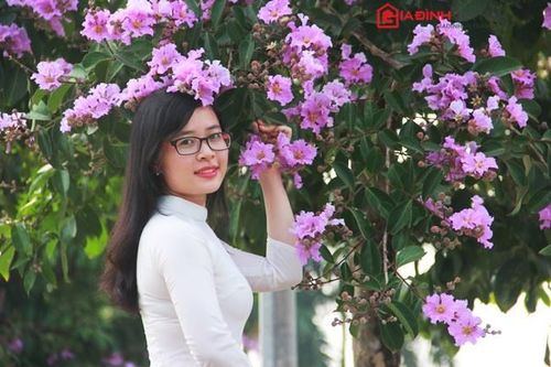 Hà Nội tím ngắt mùa bằng lăng
