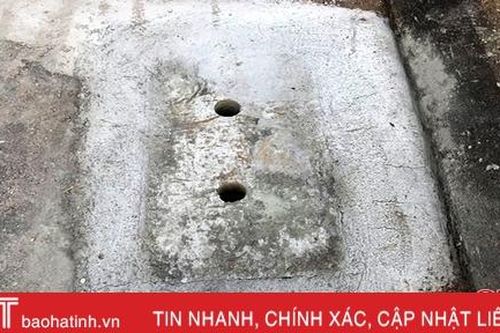 Khắc phục hàng chục 'hố tử thần' trong khu dân cư ở thị xã Kỳ Anh