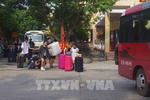 Việt Nam vẫn còn hơn 7.000 người đang cách ly theo dõi sức khỏe