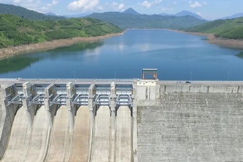 Thủy điện Sông Tranh: Đảm bảo công tác sản xuất điện và cung cấp nước tưới tiêu