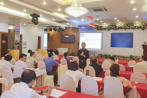 Đào tạo chuyên sâu 'Định hướng phát triển đô thị tăng trưởng xanh, thông minh, ứng phó biến đổi khí hậu'