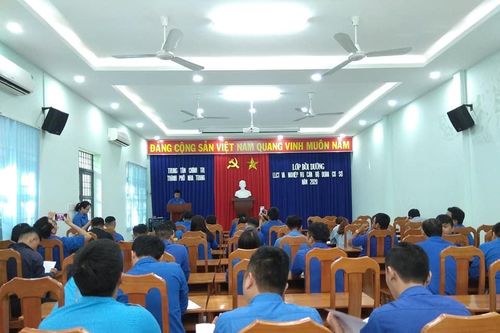 Nha Trang: Bồi dưỡng nghiệp vụ cho 70 cán bộ Đoàn