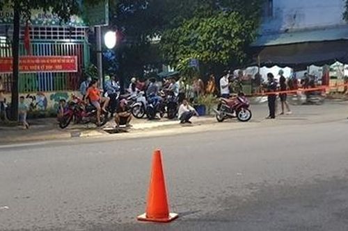Hai công nhân bị côn đồ truy sát khi vừa tan ca