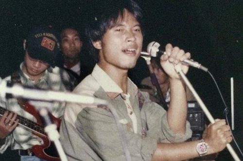 BTV Long Vũ khoe ảnh đi hát cùng MC Anh Tuấn thời sinh viên