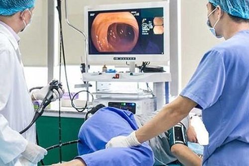 Hốt hoảng biết mình mắc ung thư đại trực tràng chỉ vì bỏ qua dấu hiệu rất nhiều người gặp phải