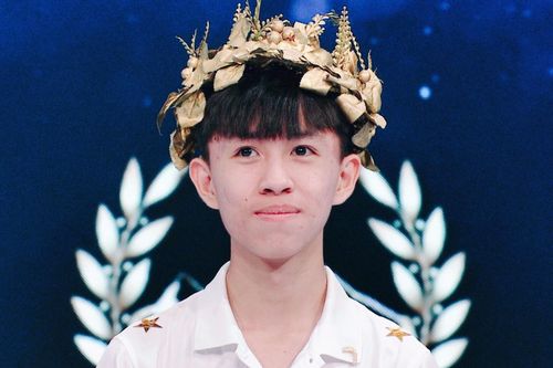Chàng trai Quảng Trị vào CK Olympia mơ mang về quê hương 1 quán quân