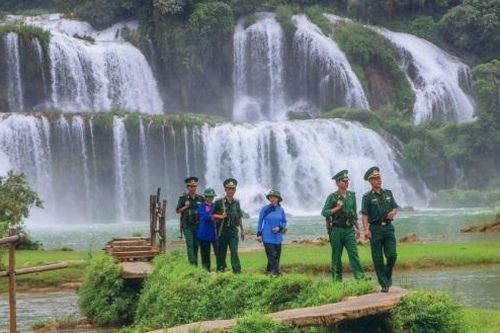 Điểm tựa vững chắc cho đồng bào nơi biên giới