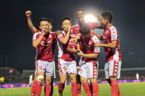 Công Phượng nổ súng, TP.HCM thắng đậm Viettel